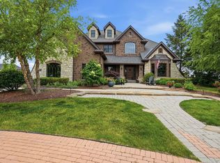 16116 S Sandy Bank Ct, Homer Glen, IL 60491