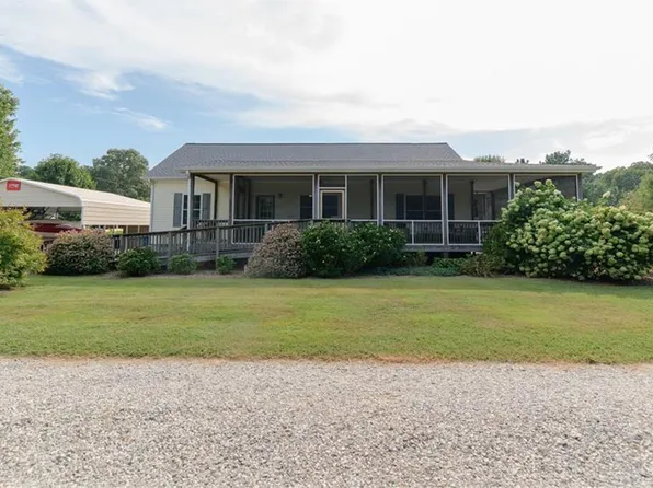 2920 Frying Pan Farm Ln, Wicomico, VA 23072