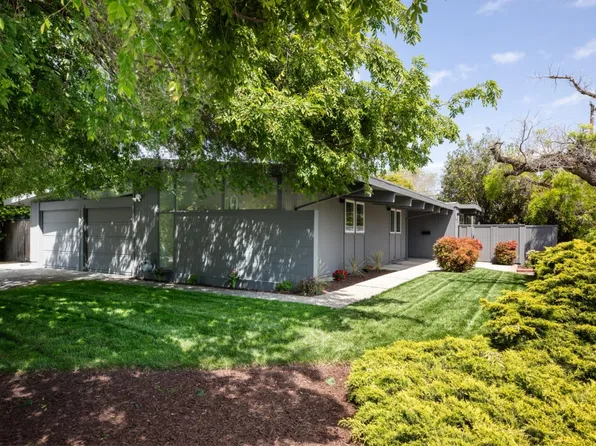 801 Talisman Dr, Palo Alto, CA 94303