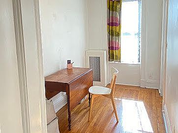 4th image of 579 Hancock St #4