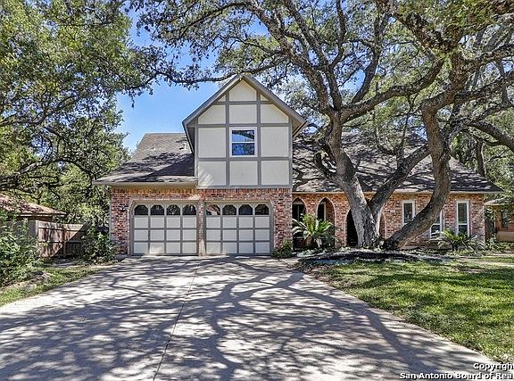 3rd image of 334 Woodway Forest Dr