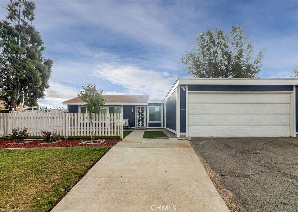 5647 Buckboard Dr, San Bernardino, CA 92407 | MLS #IV26079931 | Zillow