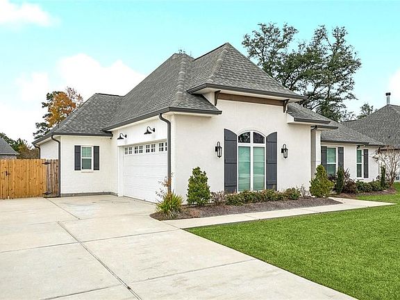 2nd image of 753 English Oak Dr
