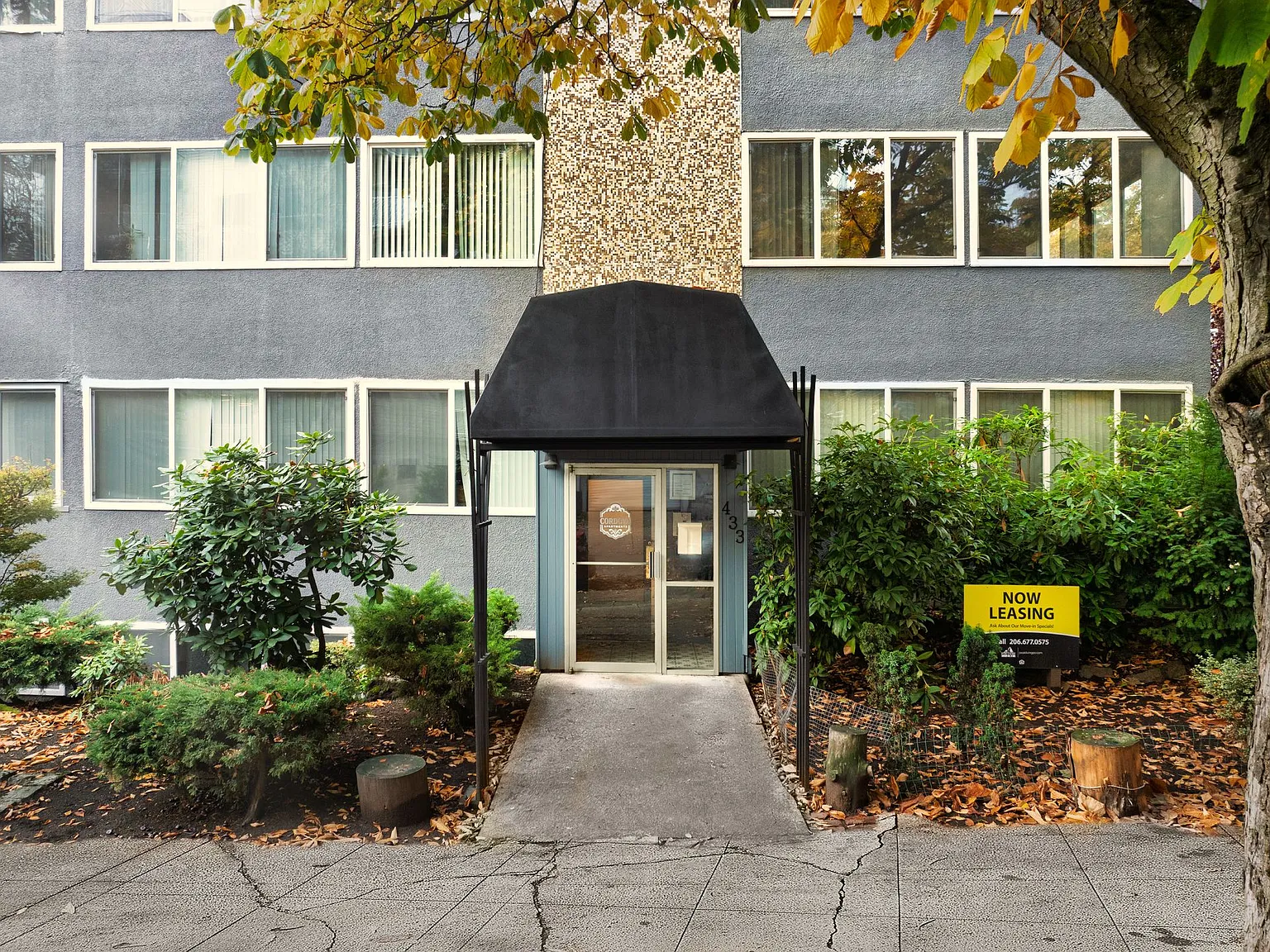 Cordova Apartments — Photo 3