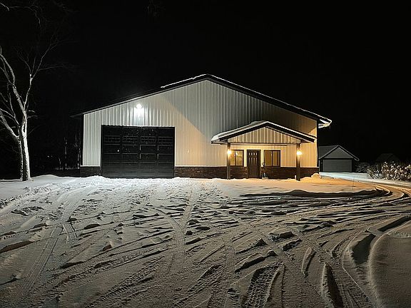 3rd image of 4210 County Road 11 NW
