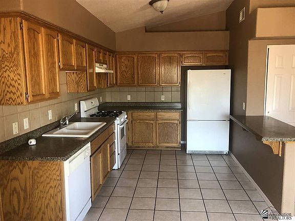 5th image of 3611 W Francis St