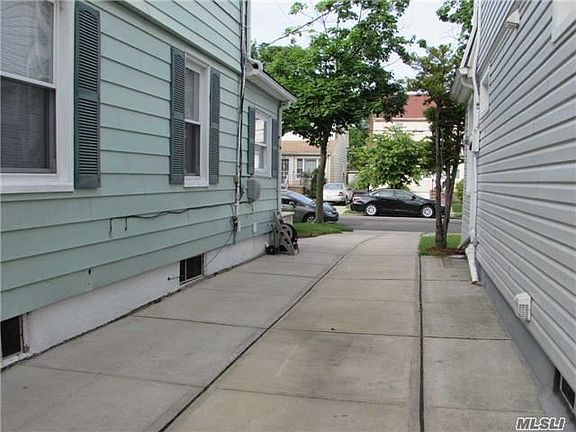 3rd image of 9010 216th St