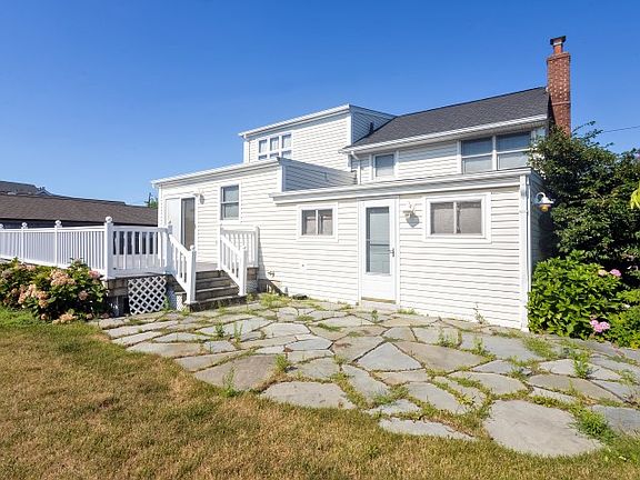 2nd image of 123 S Bay Dr