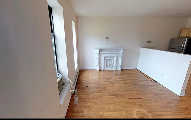 Rented by Heights Realty Advisors | media 25