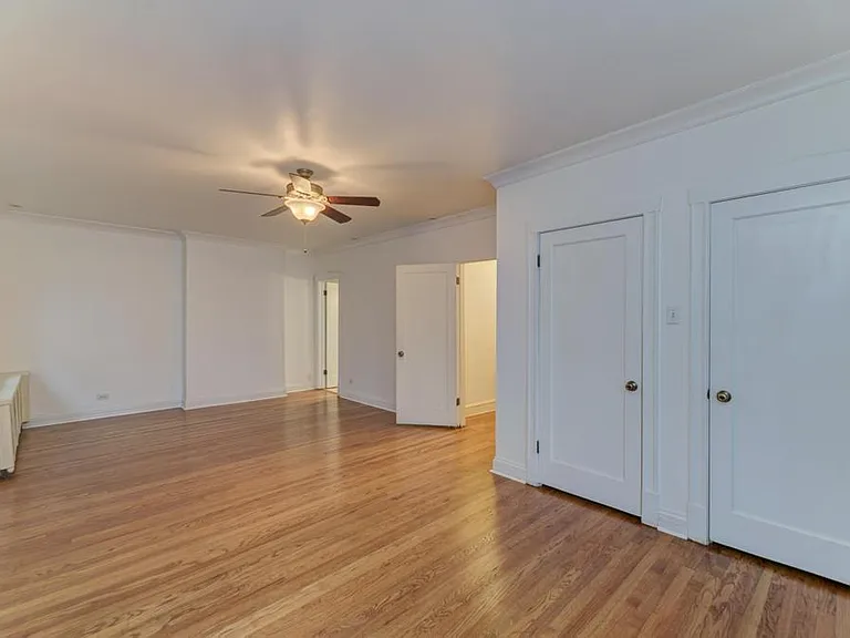 6833 S Cregier Ave — Photo 24