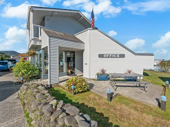 2316 Beach Dr #154, Seaside, OR 97138