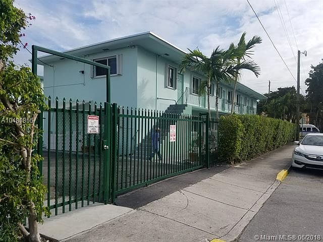 1st image of 479 SW 3rd St APT 1