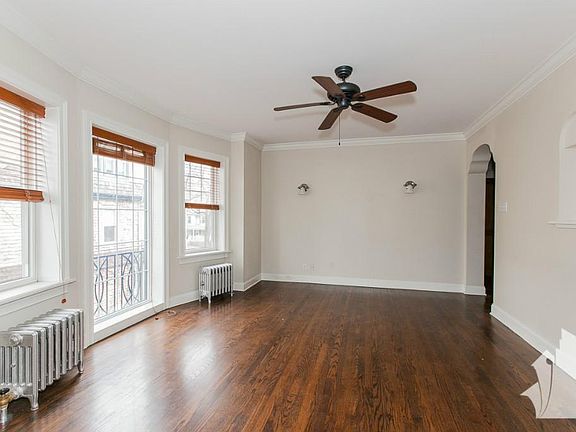2nd image of 4839 N Paulina St