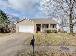 37 Charles Dr, Glen Carbon, IL 62034