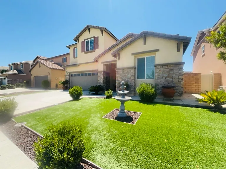 24413 Comanche Creek Dr — Photo 3
