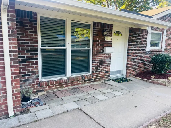 5705 Jane Anne St, Haltom City, TX 76117