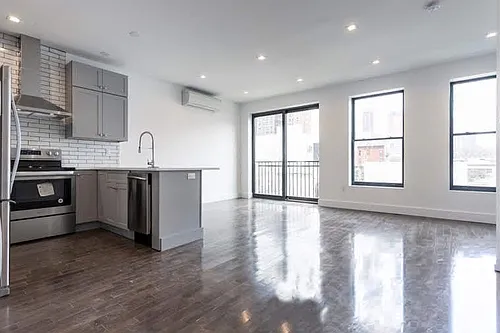 188 Butler St #2 Photo 1
