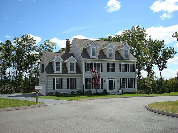 Front View; cul-De-Sac