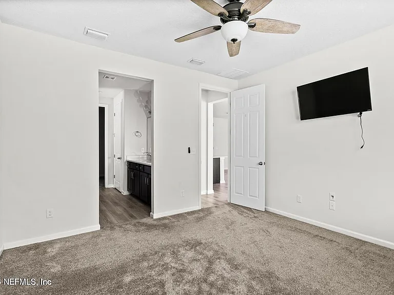 3067 Alpin Dr — Photo 6