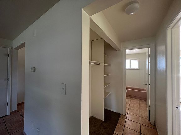 4th image of 1300 S Coffman St #B