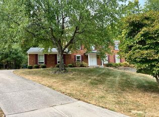 3269 Boxwood Cir, Cincinnati, OH 45241