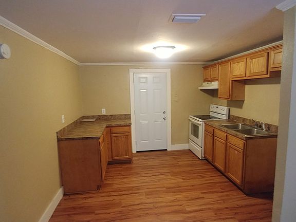 2nd image of 10505 Suomi St