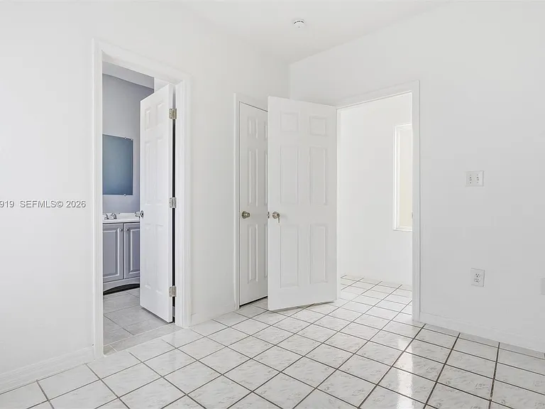1743 SW 17th St #1 — Photo 19