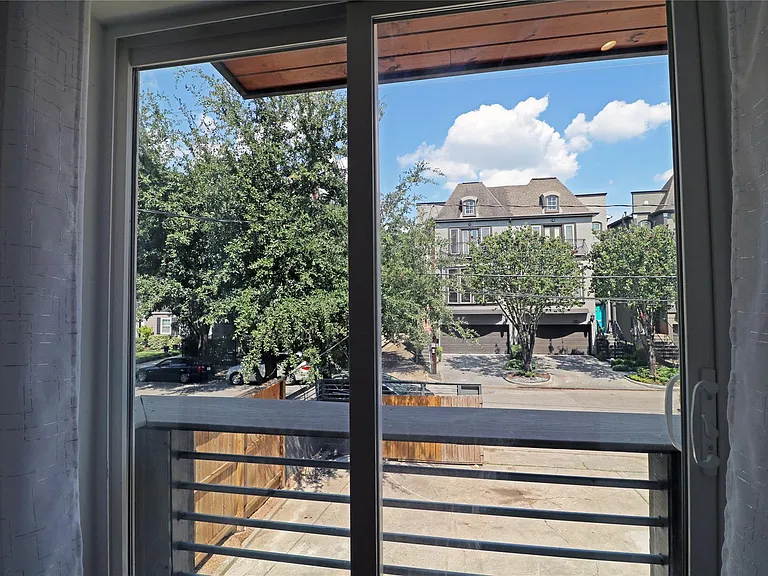 2310 McDuffie St #G7 — Photo 17