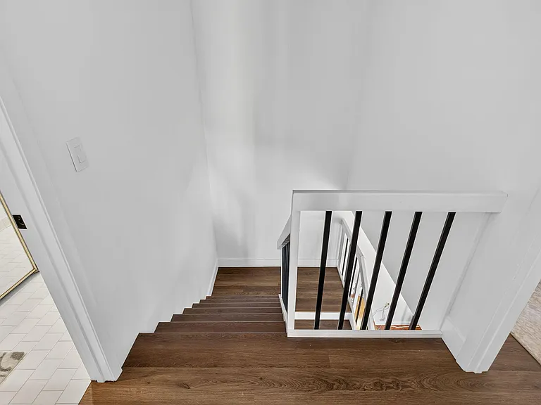 1700 Embassy Dr #103 — Photo 38