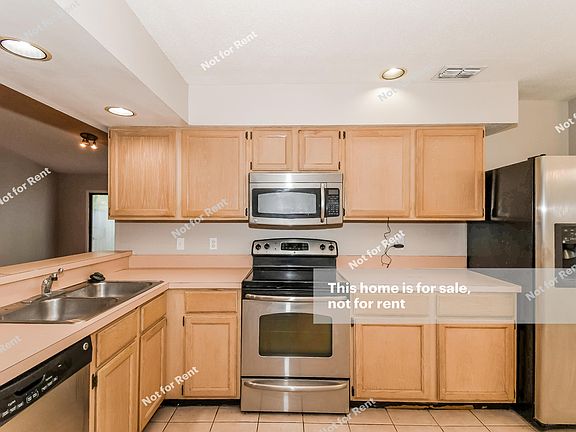 2nd image of 234 Aquarius Cir W