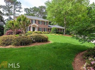 1319 Wyntercreek Ln, Dunwoody, GA 30338