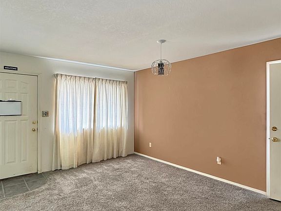3rd image of 2310 Violet St