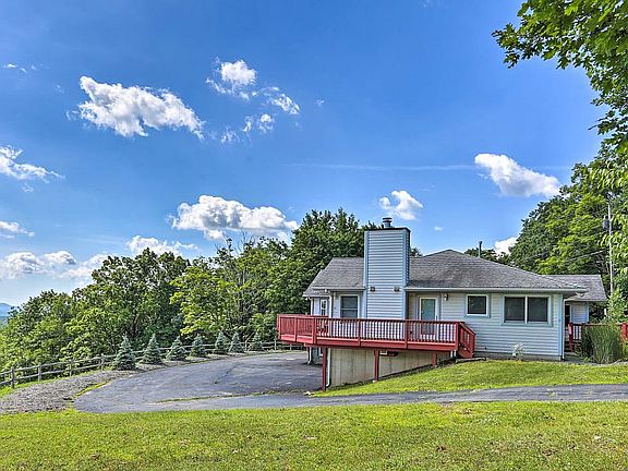 4th image of 79 Sunrise Dr