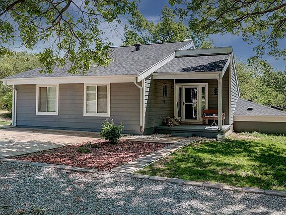 2nd image of 30117 Shady Oak Dr