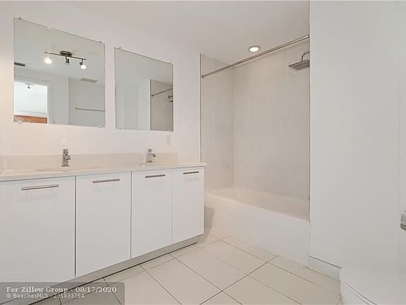 5th image of 3250 NE 1st Ave APT 814