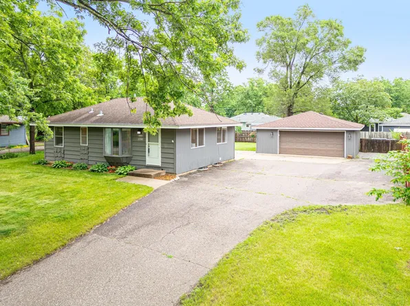 11541 Norway St NW, Coon Rapids, MN 55448