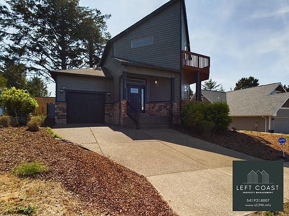 3rd image of 798 SE 37th St