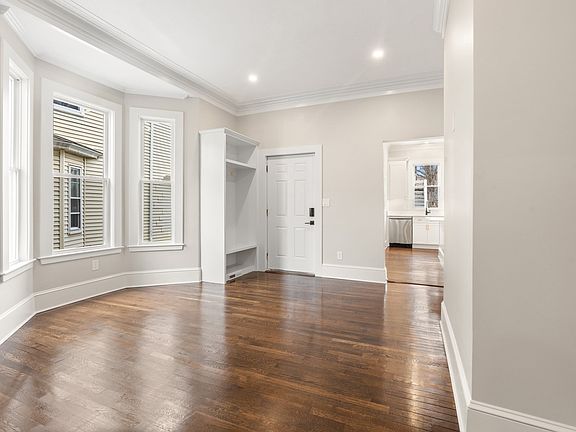 2nd image of 30 Thornley St #1
