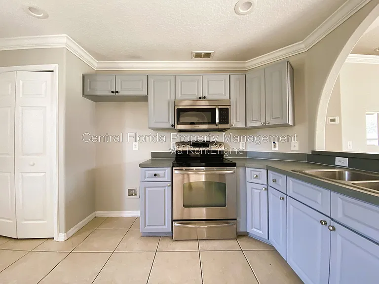 311 Baccarat Ct — Photo 10