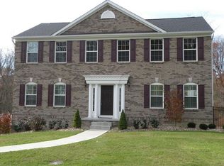 654 Scenic Ridge Dr, Venetia, PA 15367