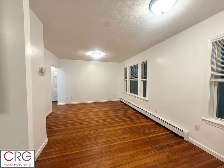 8 Pearl St #3 — Photo 4