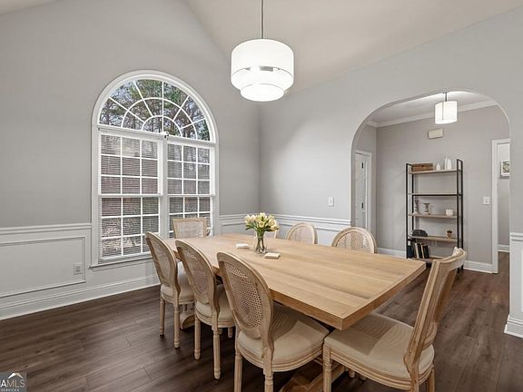 5th image of 1715 Rifle Rdg SW