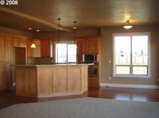1158 Prairie Meadows Ave, Junction City, OR 97448