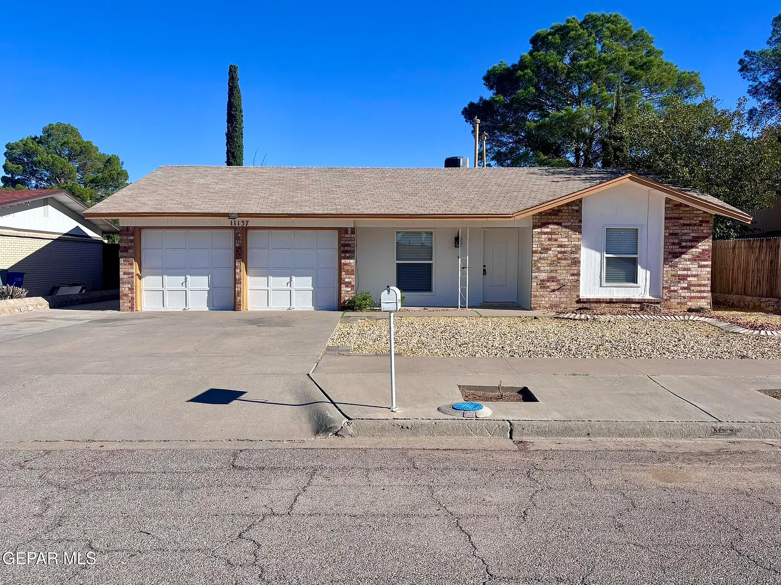 3 bed, 2.0 bath, 1450 sqft, $1,695 — Photo 1