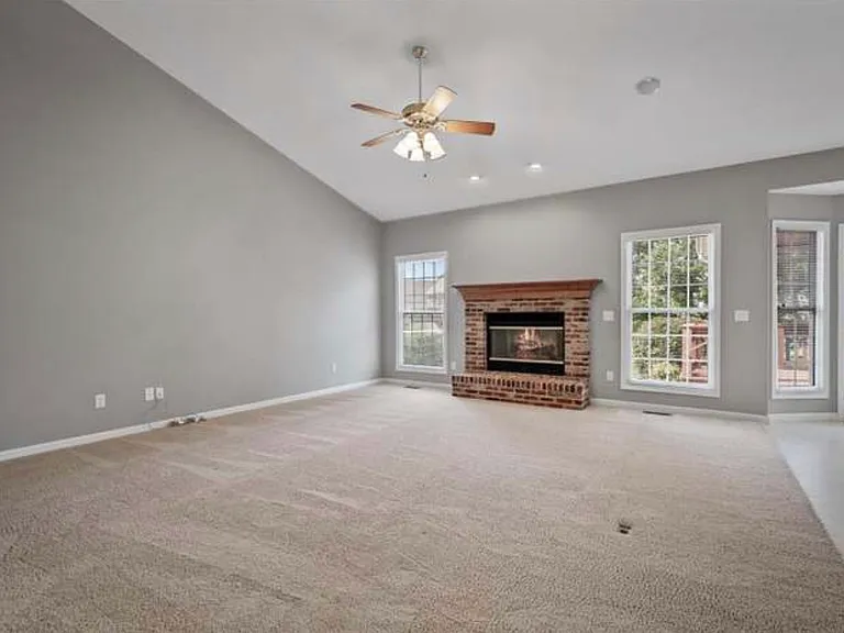 157 Jacobs Way — Photo 3