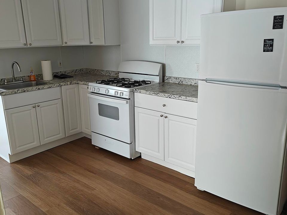 2nd image of 56 Roland Street