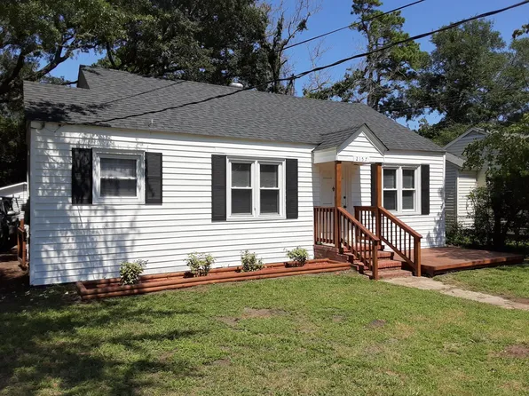 2157 Van Buren St, Wilmington, NC 28401