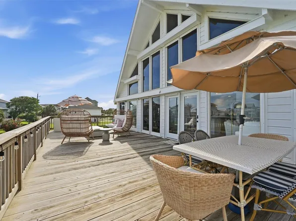 13839 Pirates Beach Blvd, Galveston, TX 77554