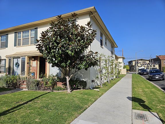 2nd image of 2433 E 2nd St #2433