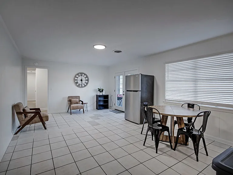 5948 Whitestone Rd — Photo 15